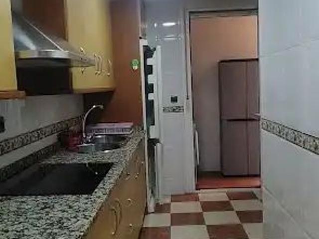 Piso con ascensor en alquiler en Calle Jaén 2