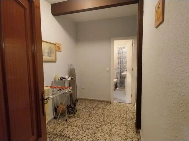 Piso con ascensor en alquiler en Granada