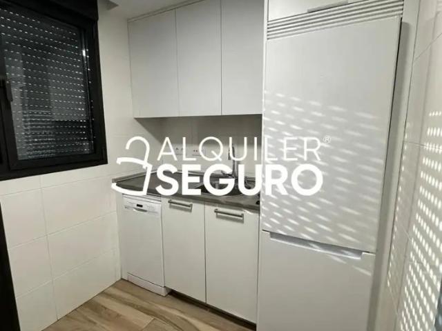 Piso con ascensor en alquiler en Harina