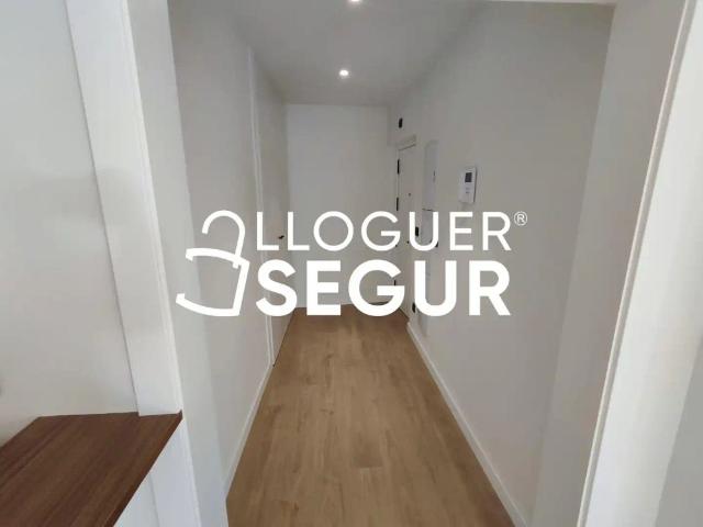 Piso con ascensor en alquiler en Muralla de la Presó