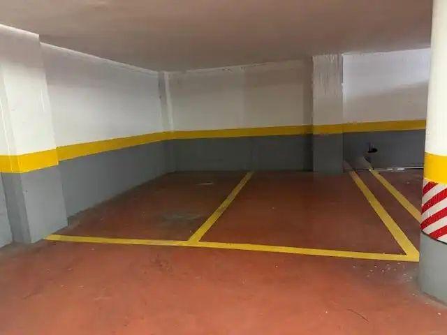 Piso con ascensor en alquiler en Norte