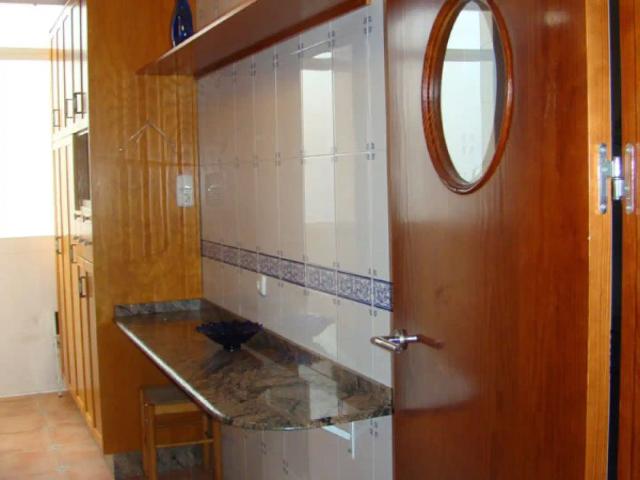 Piso con ascensor en alquiler en Sur