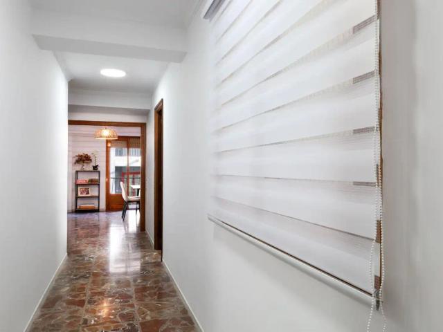 Piso con balcón en alquiler en Carrer Marcel Mira