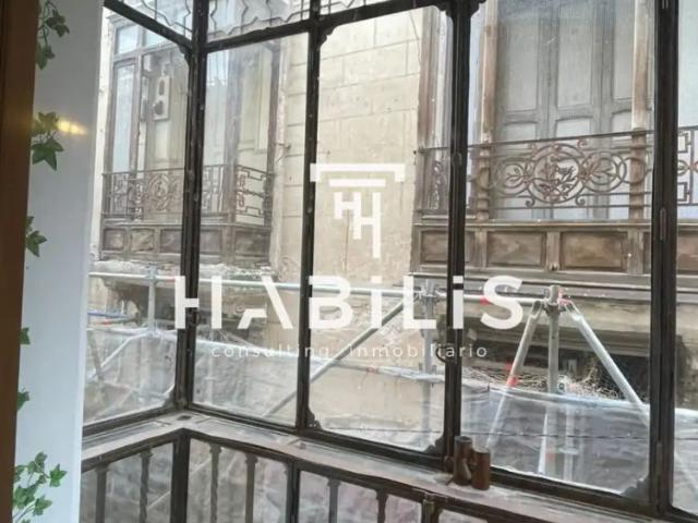 Piso con balcón en alquiler en Casco Histórico