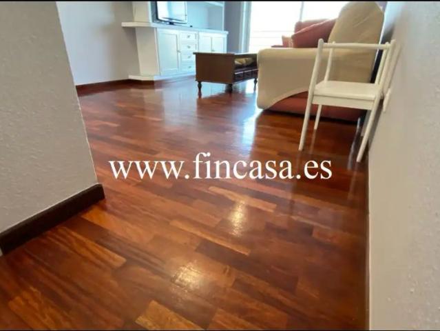 Piso con balcón en alquiler en Baiona