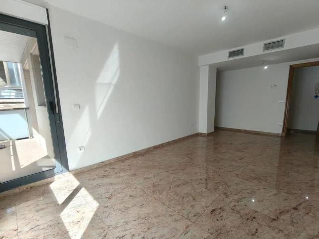 Piso con balcón en alquiler en BRETON, TOMAS MAESTRO