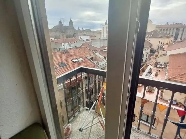Piso con balcón en alquiler en Gran Vía