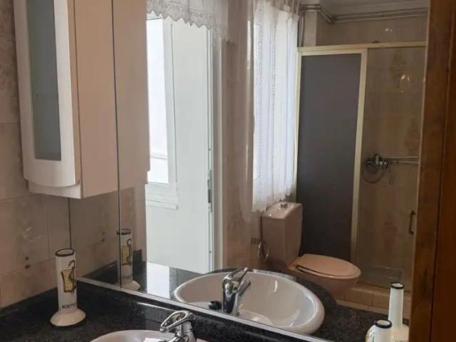 Piso con balcón en alquiler en San Roque