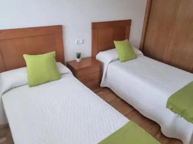 Piso con balcón en alquiler en Sanxenxo pueblo