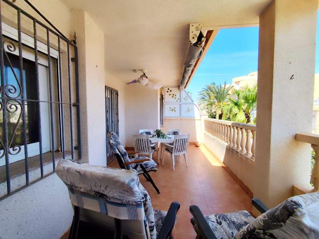 PISO CON GRAN TERRAZA Y VISTAS AL MAR !