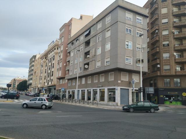PISO CON INQUILINO VIVIENDA A RENTABILIDAD SOLO INVERSORES