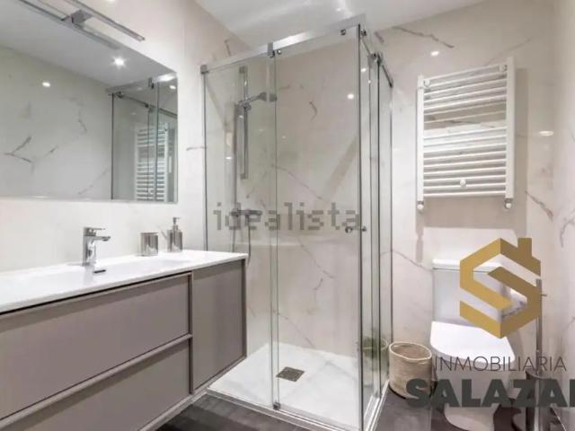 Piso con jardín en alquiler en Ibaiondo