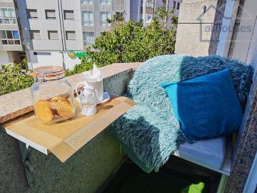 PISO CON LICENCIA TURÍSTICA EN PONTEVEDRA CENTRO