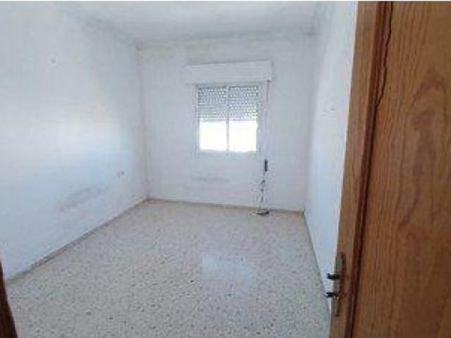 PISO CON MUCHO POTENCIAL, POCIBILIDADES Y MUY GRANDE, BOLLULLOS PAR DEL CONDADO, HUELVA