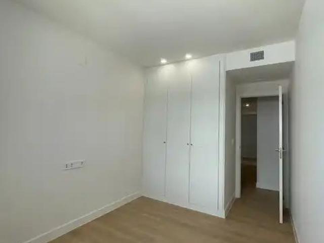 Piso con piscina en alquiler en Noroeste