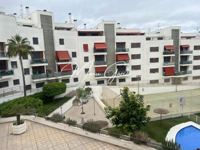 Piso con piscina en alquiler en Avenida de Joan Margarit