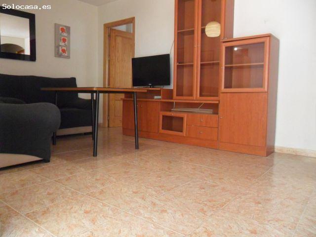 PISO COQUETO DE 2 HABITACIONES CON TERRAZA EN PLAZA DE TOROS