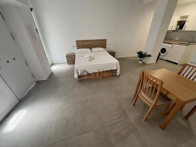 Piso, Cruz del Humilladero Los Tilos, Málaga