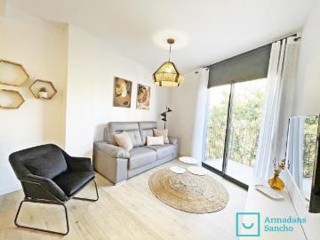 Piso de obra nueva con piscina en Sants