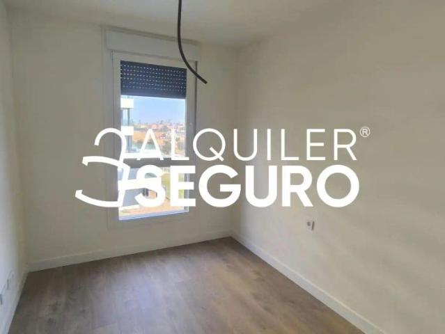 Piso de alquiler en Manuel Clavero Arévalo, Entrenúcleos, Dos Hermanas