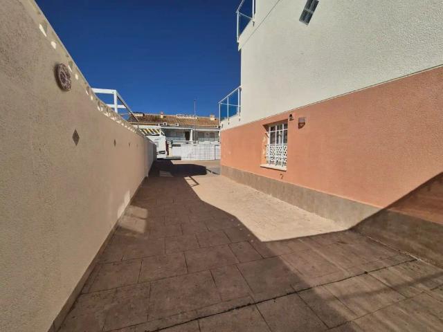 Piso de alquiler en Avinguda Dalí, 3, Oliva Nova, Oliva