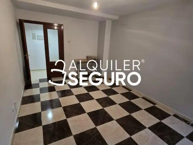 Piso de alquiler en Agustina de Aragon, Getafe Norte, Getafe