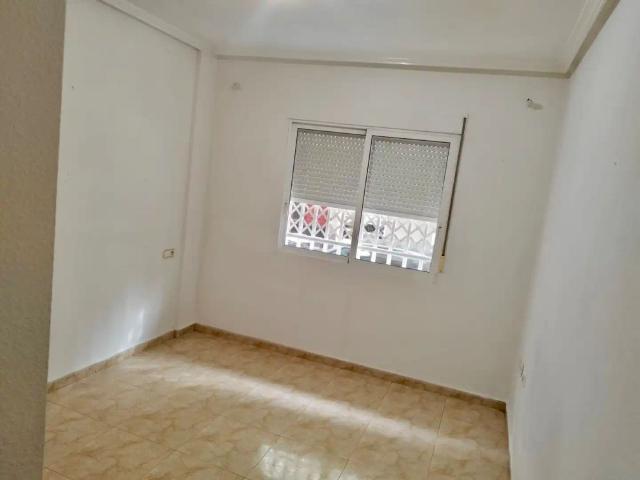 Piso de alquiler en Antonio Machado, Torrevieja