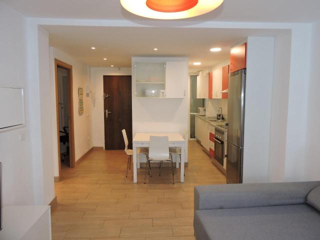 Piso de alquiler en Benicalap de 2 habitaciones con balcón