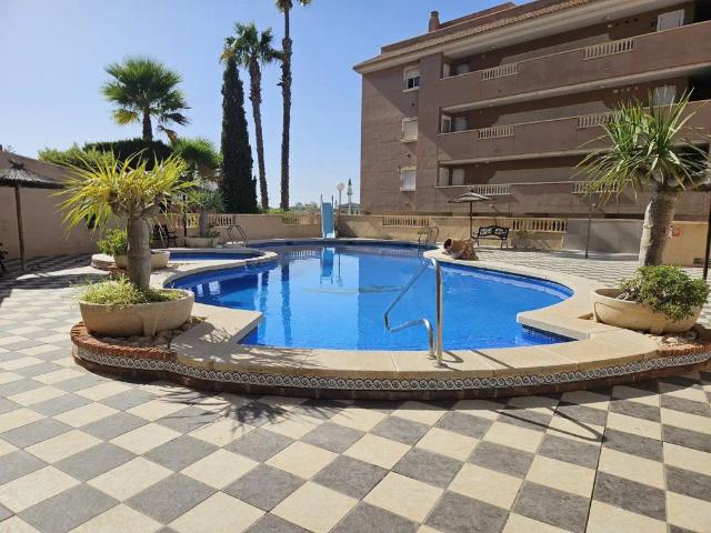 Piso de alquiler en Calas Santiago Bernabéu, Santa Pola