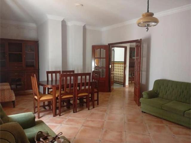 Piso de alquiler en Calañas, Huelva