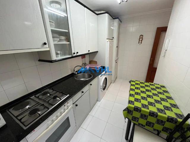 Piso de alquiler en Calle de Silvestre Ochoa, 9, Centro, Castro Urdiales