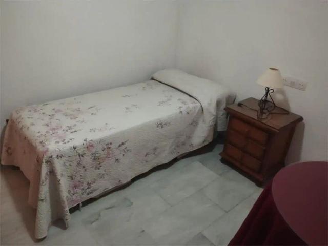 Piso de alquiler en Calle del Doce de Octubre, 21, Zona Centro, Córdoba Capital