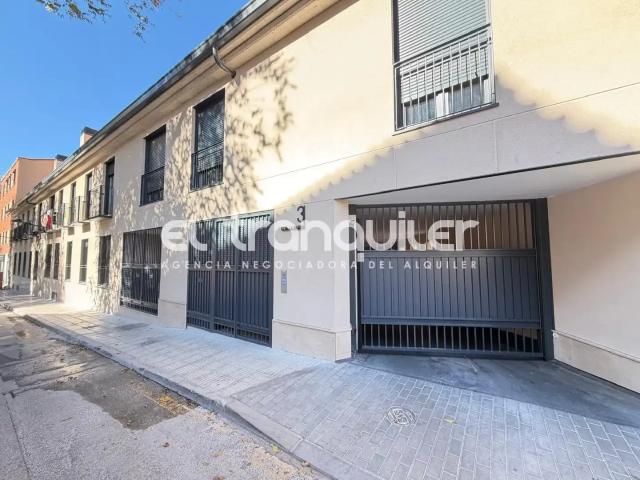 Piso de alquiler en Calle Iglesia, Zona Centro Ayuntamiento, Pinto