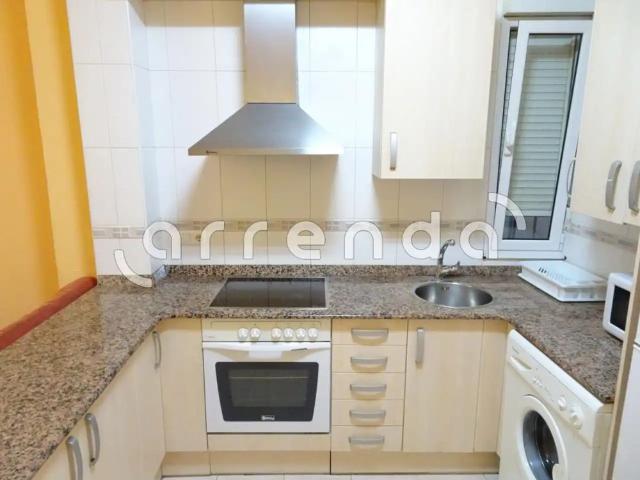 Piso de alquiler en Calle Rualasal, Centro Ayuntamiento, Santander