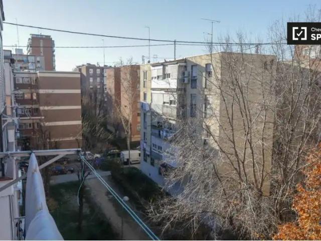 Piso de alquiler en Campamento, Madrid Capital