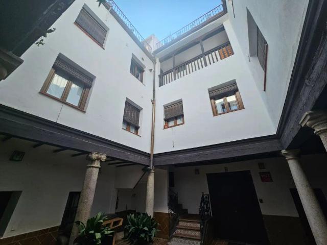 Piso de alquiler en Casco Histórico, Toledo Capital