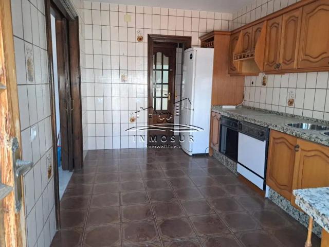 Piso de alquiler en Centro, Lucena