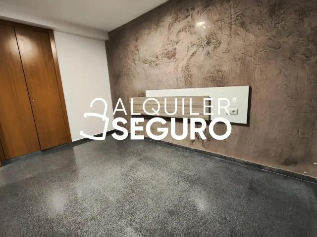 Piso de alquiler en Lepanto, Centro, Chiva