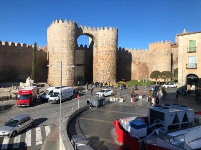 Piso de alquiler en Plaza de Santa Teresa de Jesus, 14, Centro, Ávila Capital