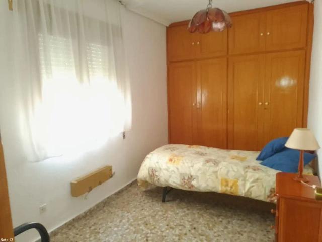 Piso de alquiler en Salido, San Bartolomé Millán de Priego, Jaén Capital