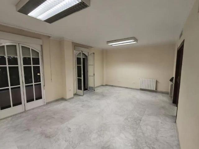 Piso de alquiler en Zona Centro, Córdoba Capital