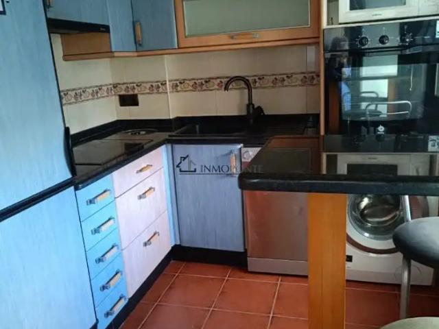 Piso de alquiler en Zona de Plaza de Barcelos, Pontevedra Capital