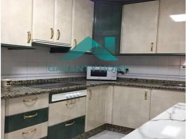 PISO DE ALQUILER PARA ESTUDIANTES EN ZONA CENTRO