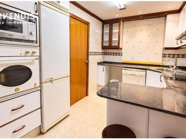 PISO DE ALQUILER RECTORAT