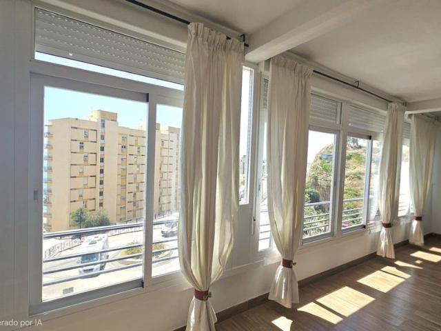 Piso de alto standing de 105 m2 en venta en Fuengirola, Andalucía