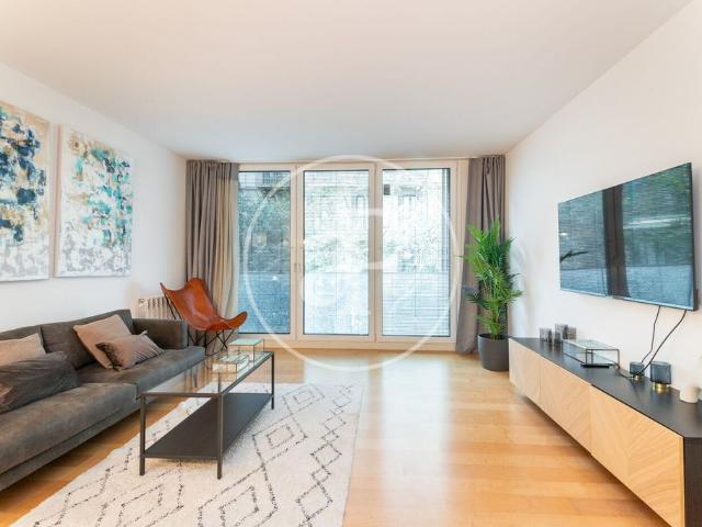 Piso de alto standing de 107 m2 en alquiler en Barcelona, España