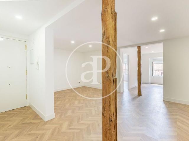 Piso de alto standing de 107 m2 en venta en Madrid, Comunidad de Madrid