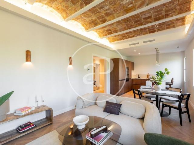 Piso de alto standing de 107 m2 en venta en Barcelona, Cataluña