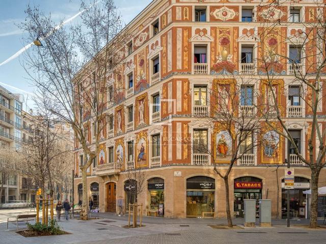 Piso de alto standing de 107 m2 en venta en Barcelona, España