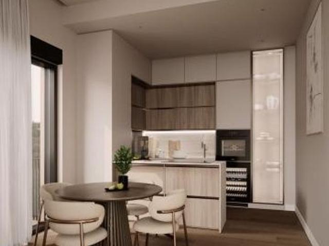 Piso de alto standing de 107 m2 en venta en Sevilla, España